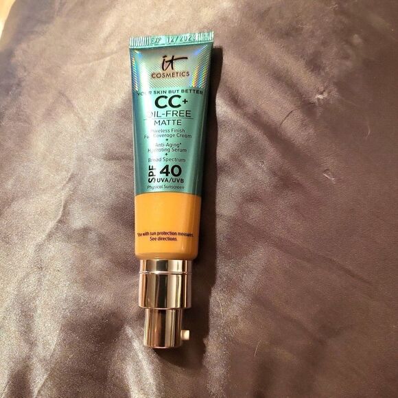 It cosmetics, Cc+ oil-free matte powerless finish full coverage cream+anti-aging - Picture 1 of 2